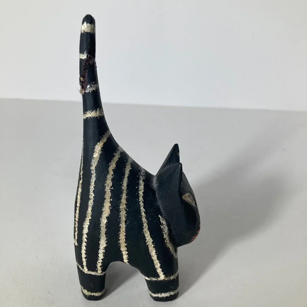 Wooden Scaredy Cat Black Stripe 2‎ x 5.75